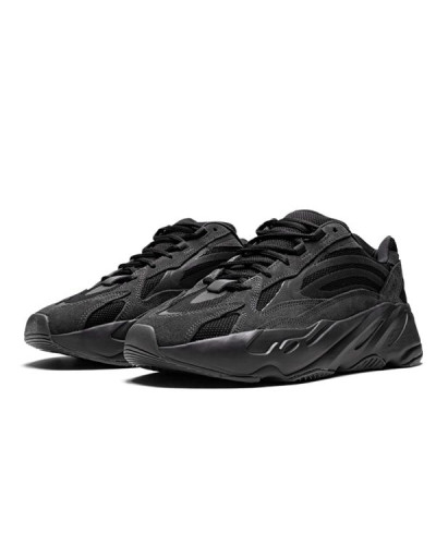 Осенние кроссовки Adidas Yeezy Boost 700 V2 «Vanta»