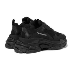 Мужские кроссовки Balenciaga Triple S “Triple Black”