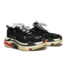 Мужские кроссовки Balenciaga Triple S “Black/White/Red”