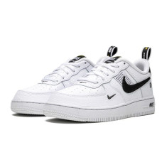 Осенние кроссовки Nike Air Force 1 Low Utility «White Black»