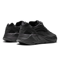 Кроссовки Adidas Yeezy Boost 700 V2 «Vanta»