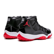 Кроссовки Air Jordan 11 Retro «Bred»