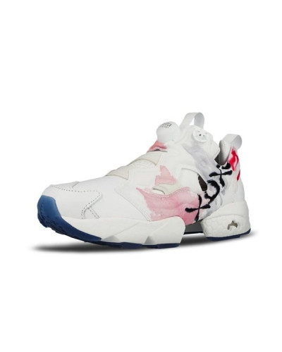 Женские кроссовки Reebok Instapump Fury XOXO Valentines Day «White»