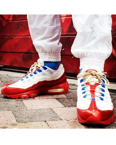 Осенние кроссовки Nike Air Max 95 Be Brave «White/Red»