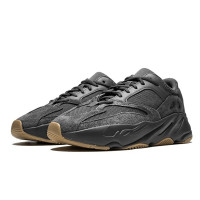 Осенние кроссовки Adidas Yeezy Boost 700 «Utility Black»