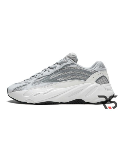 Кроссовки Adidas Yeezy Boost 700 V2 «Static»