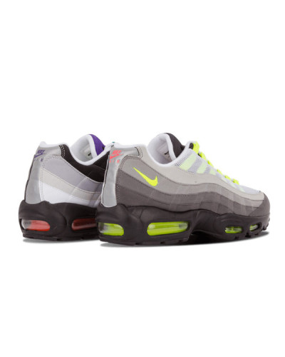 Осенние кроссовки Nike Air Max 95 «Greedy»