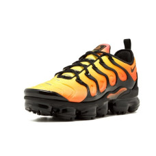 Летние кроссовки Nike Air VaporMax Plus «Sunset»