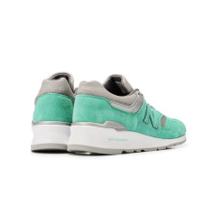 Женские кроссовки Concepts x New Balance «City Rivalry» Pack