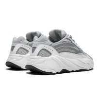 Осенние кроссовки Adidas Yeezy Boost 700 V2 «Static»